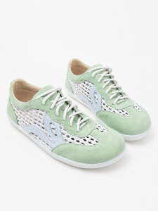 Anatomical sneakers