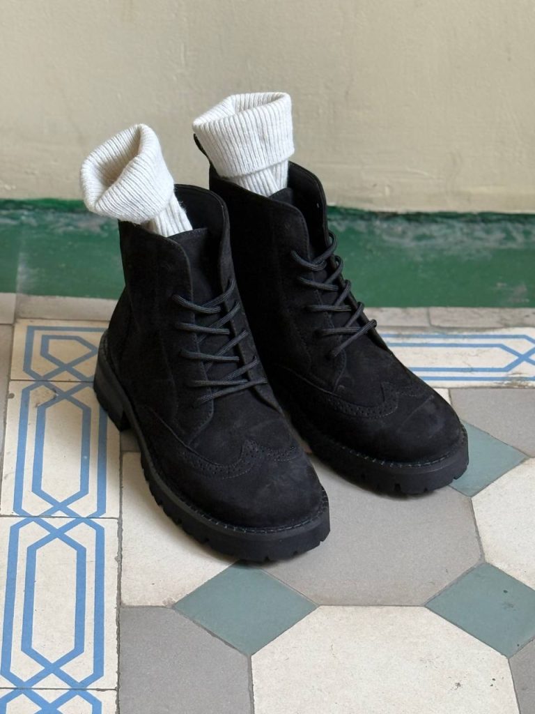 Robbie boots